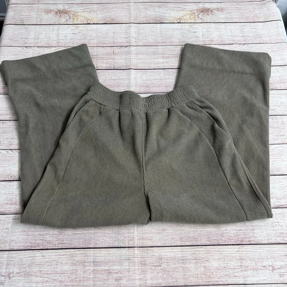 Halara High Waisted Pocket Straight Leg Mop Corduroy Casual Pants Size Small‎